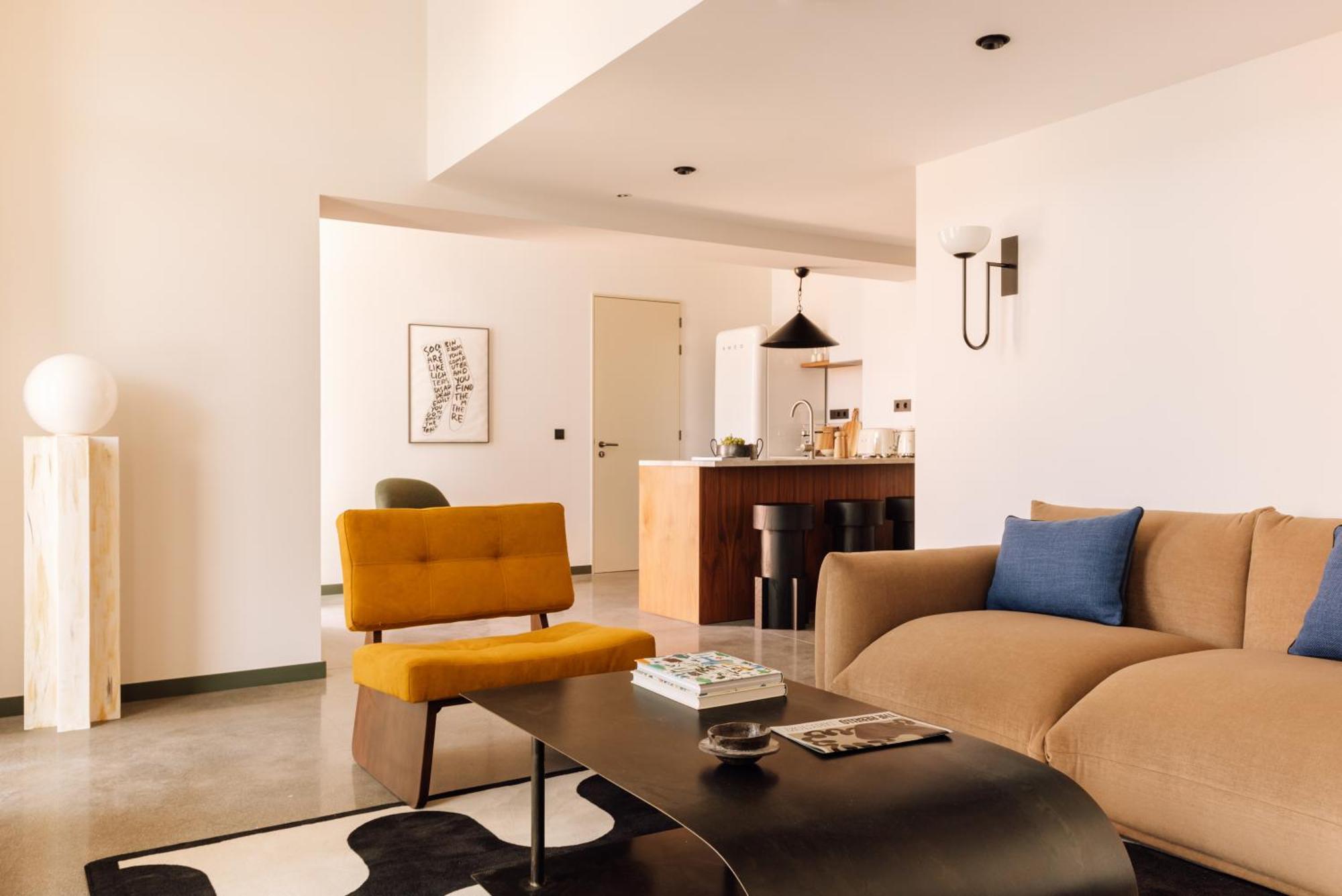 The Rebello Hotel & Spa - Small Luxury Hotels Of The World Vila Nova de Gaia Luaran gambar Interior of a suite at the Hotel
